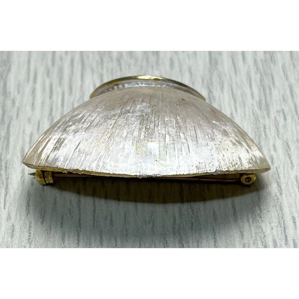 The Unbranded Brand brooch good
